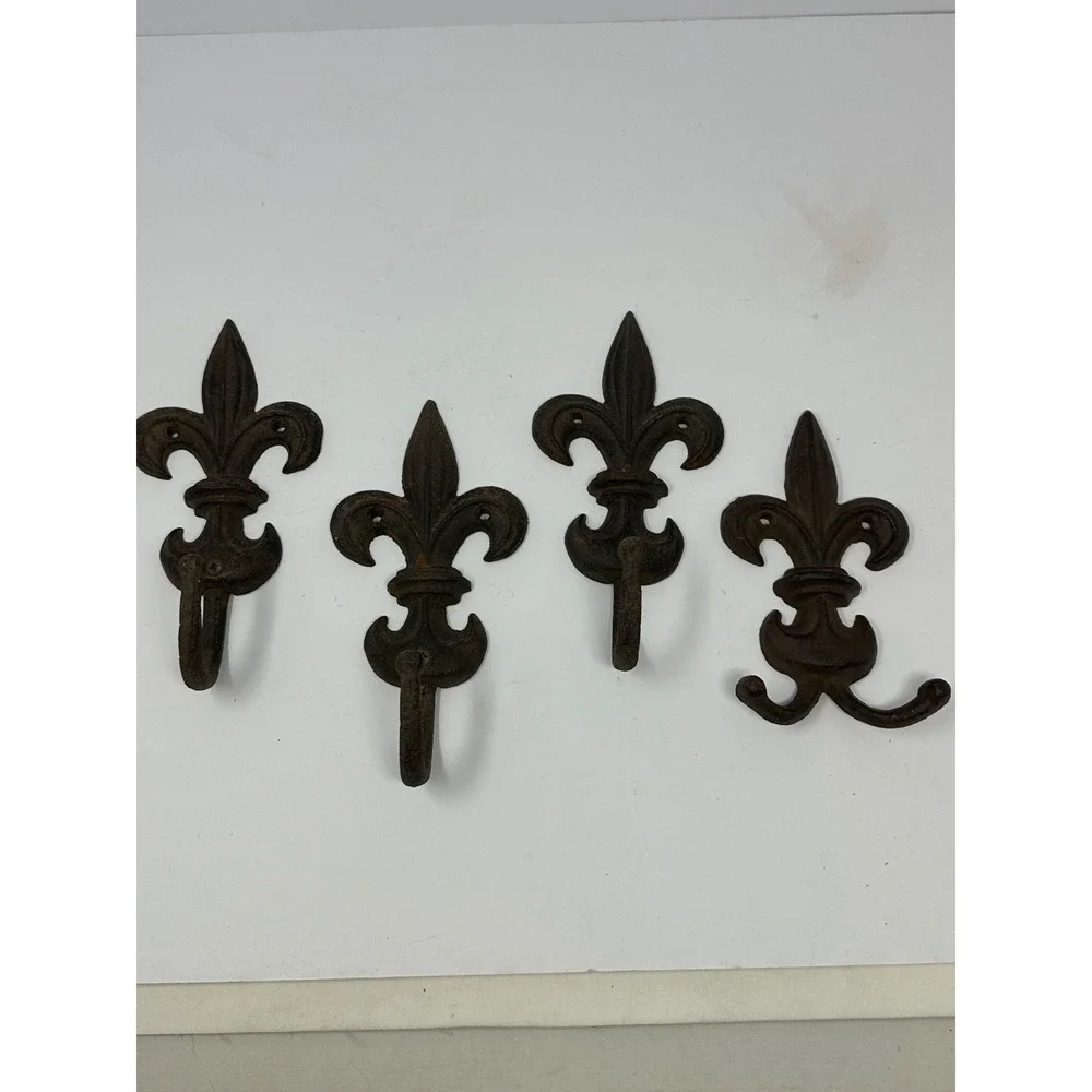Lot of 4 Vintage Fleur De Lis Wall Hook Cast Iron Coat Hat Keys Hanger Hooks U5